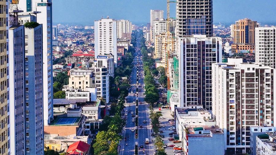 Lấy đô thị Vinh mở rộng làm đô thị hạt nhân trung tâm của tỉnh.