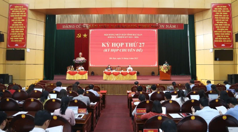 Quang cảnh Kỳ họp.