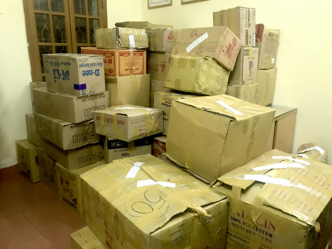 Gần trăm thùng mỹ phẩm (ước tính hơn một tấn) nghi giả xuất xứ của công ty TNHH TM Khánh Linh An.
