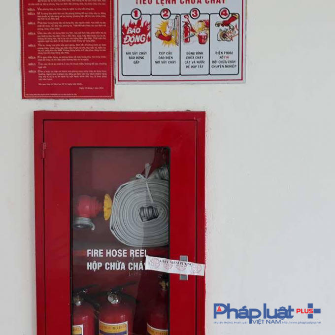 Công trình vẫn đang sử dụng tem niêm phong của công ty An Thịnh.
