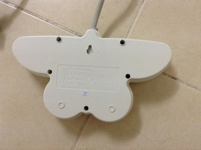 Sản phẩm có thông số 10A - 250A nhưng khi cắm thiết bị sử dụng 2A đã bị nóng chảy