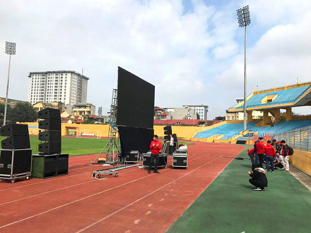 Dự đoán chiều nay lượng CĐV đến cổ vũ sẽ rất đông tạo nên không khí rất sôi động.