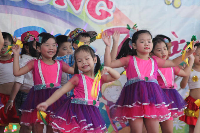 Các cháu tự tin trên từng cử chỉ.