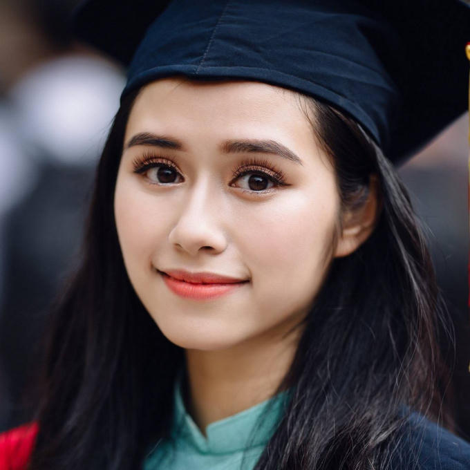 Diệp Anh được chú ý khi xuất hiện ở hàng ghế khán giả trong chương trình Táo Quân 2018.
