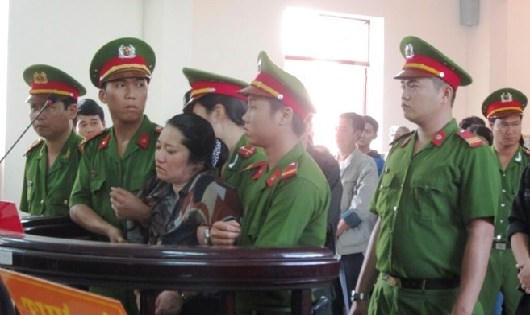 Bị cáo Lê Thị Hường.