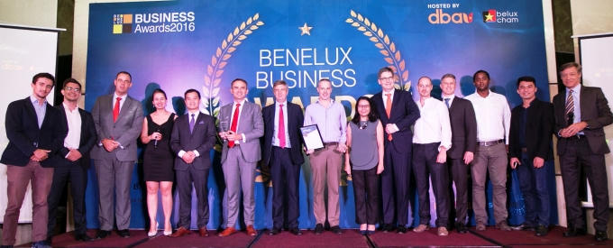 Các cá nhân và tổ chức nhận giải thưởng của Hội doanh nghiệp Hà Lan - Bỉ - Luxembourg.