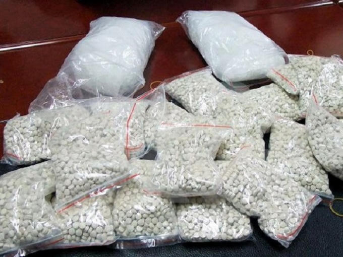 Tẩn Lù Mẩy bị bắt quả tang khi đang vận chuyển 3 bánh heroin. (Ảnh minh họa)