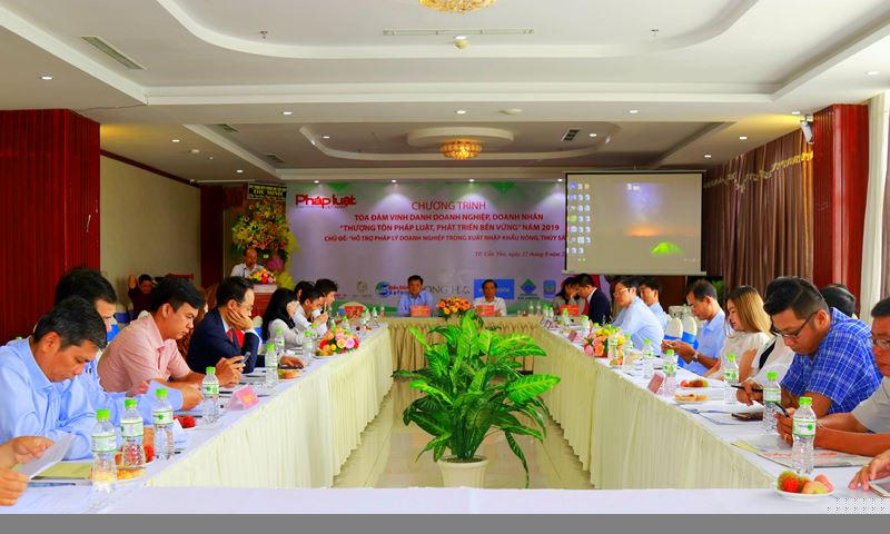 Quang cảnh buổi tọa đàm