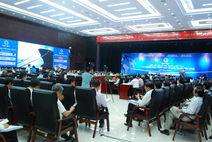 Diễn đàn thu hút hơn 400 lãnh đạo Tập đoàn, doanh nghiệp  tham dự.