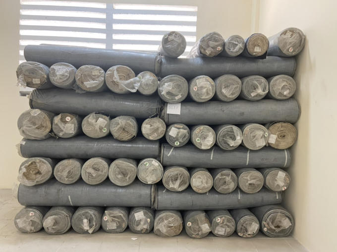 Hàng hóa vi phạm thu được tại cơ sở. Ảnh Cục QLTT Hồ Chí Minh