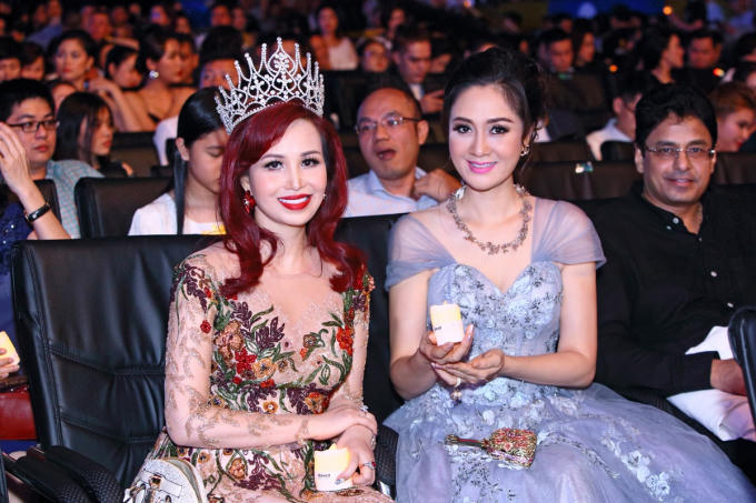 Diện váy Hoàng Hải, Hà Kiều Anh, Diệu Hoa khoe nhan sắc không tuổi tại chung kết Hoa hậu Việt Nam 2018