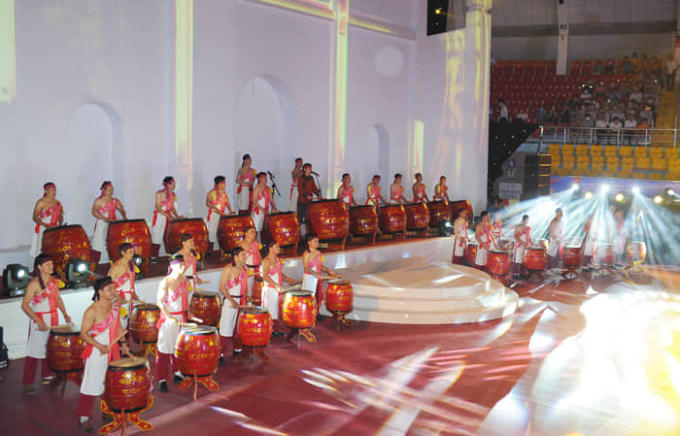 Màn trống khai hội trên 30 nhạc công trống chuyên nghiệp