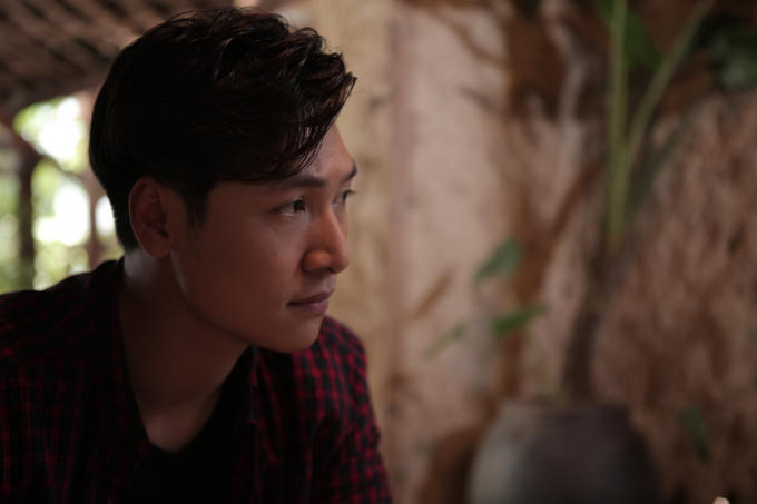 Mạnh Trường trong một trích đoạn phim.