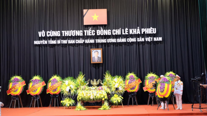 Tang lễ nguyên Tổng Bí thư Lê Khả Phiêu được tổ chức theo nghi thức Quốc tang từ ngày 14/8 đến ngày 15/8/2020.