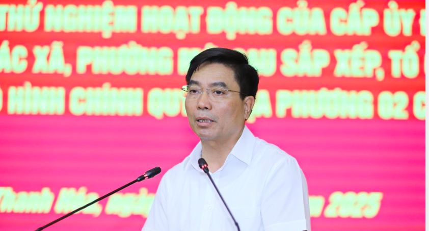 Bí thư Tỉnh ủy Nguyễn Doãn Anh phát biểu khai mạc hội nghị. (Ảnh: Báo TH)