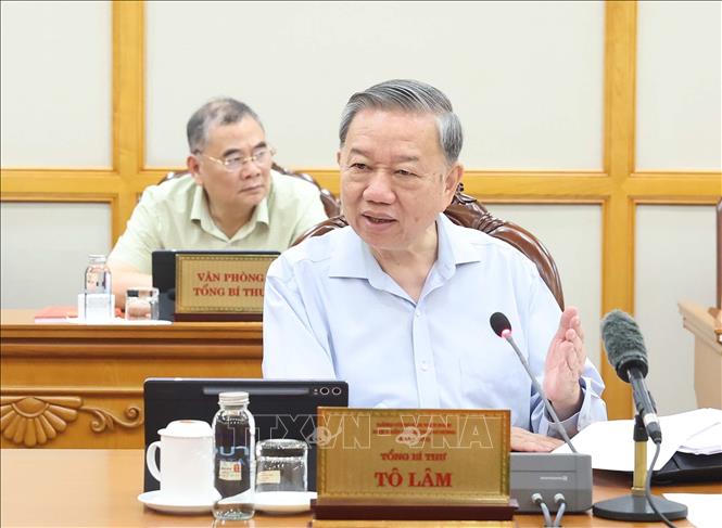Tổng Bí thư: Bố trí, sắp xếp cán bộ đúng nguyên tắc, không để phát sinh vấn đề phức tạp nội bộ- Ảnh 1.