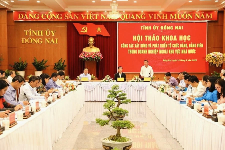 Toàn cảnh hội thảo.