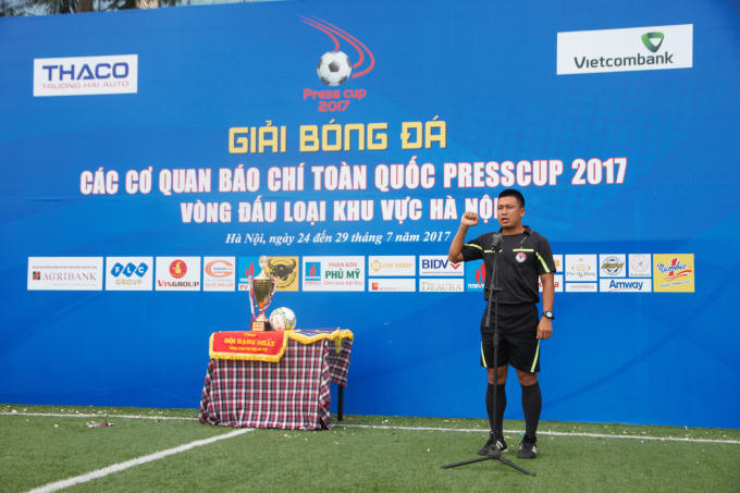 Trưởng ban Trọng tài tuyên thệ sẽ công minh trong công tác