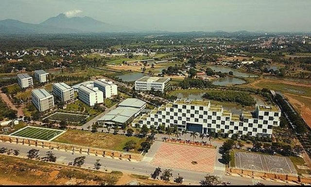 Đất không còn 'hiền', đất làm hư cả cán bộ