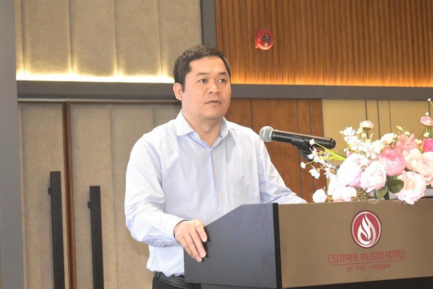 Ông Trần Quốc Toản, Phó Cục trưởng Cục Xuất nhập khẩu (Bộ Công Thương) phát biểu tại hội nghị