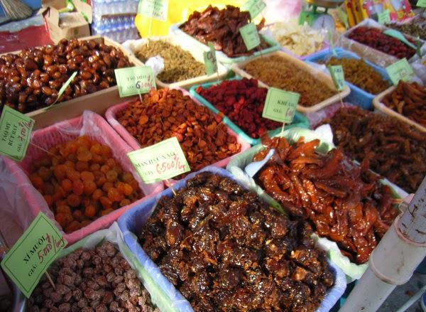Ô mai bày bán la liệt tại các chợ. Ảnh: minh họa