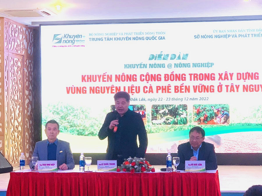 Giám đốc Trung tâm khuyến nông Quốc gia Lê Quốc Thanh phát biểu tại diễn đàn. (Ảnh: C.L)
