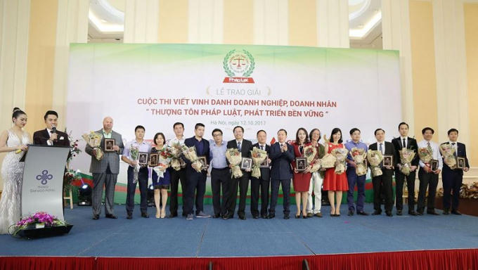 Thượng tôn pháp luật, phát triển bền vững”, là Chương trình hàng năm nhằm tìm kiếm và vinh danh các doanh nghiệp, doanh nhân sản xuất, kinh doanh giỏi; Làm tốt trách nhiệm xã hội; Tuân thủ pháp luật…