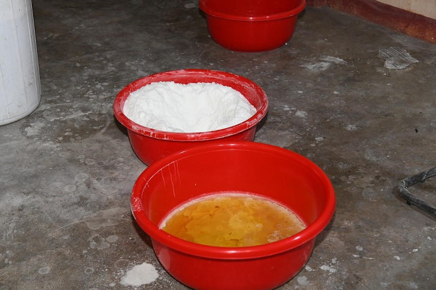 Bên trong nhà xưởng sản xuất ma túy cực "khủng" vừa bị lực lượng chức năng triệt phá