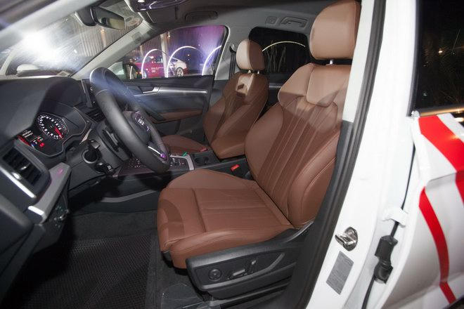 Audi Q5 2017 đến Việt Nam với gi&aacute; từ 2 tỷ đồng