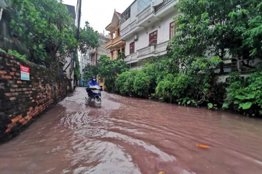 Nguồn nước đỏ xuất hiện từ đợt mưa lớn tháng 9/2025 được xác định có nguồn gốc nhiễm từ khu đất cấp cho Công ty Việt Hà.