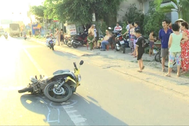 Hiện trường vụ tai nạn giao thông thương tâm khiến 3 mẹ con thai phụ tử vong. Ảnh Thanh Niên