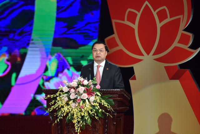 Phó Trưởng Ban Tuyên giáo TƯ Lê Mạnh Hùng phát biểu tổng kết cuộc thi.