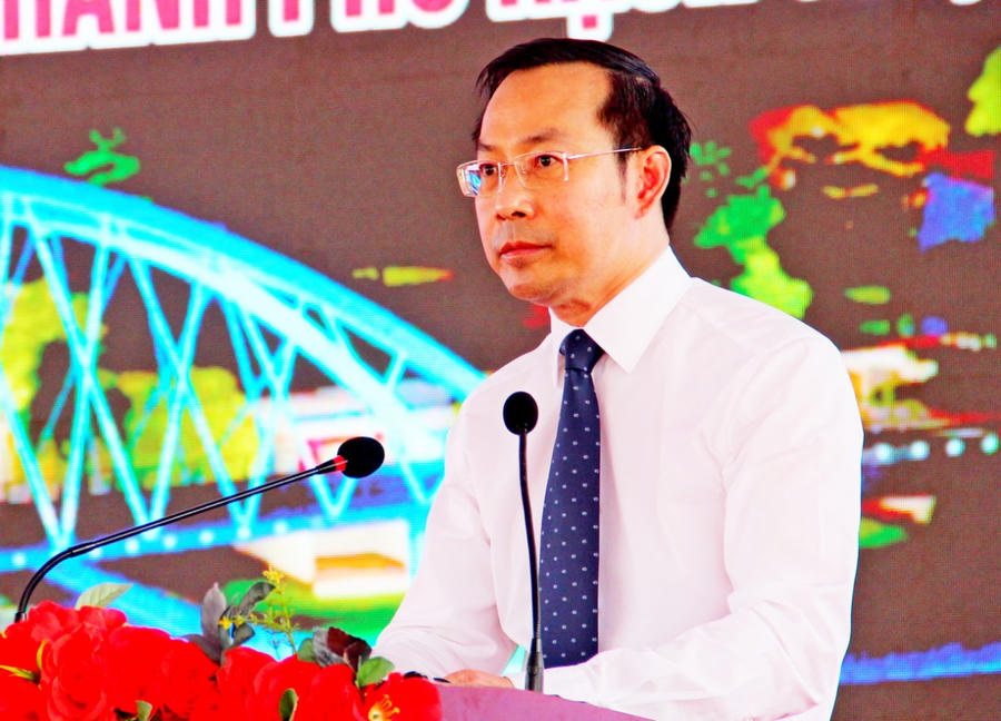 Ông Nguyễn Thanh Nhàn - Chủ tịch UBND tỉnh Kiên Giang phát biểu tại lễ khởi công