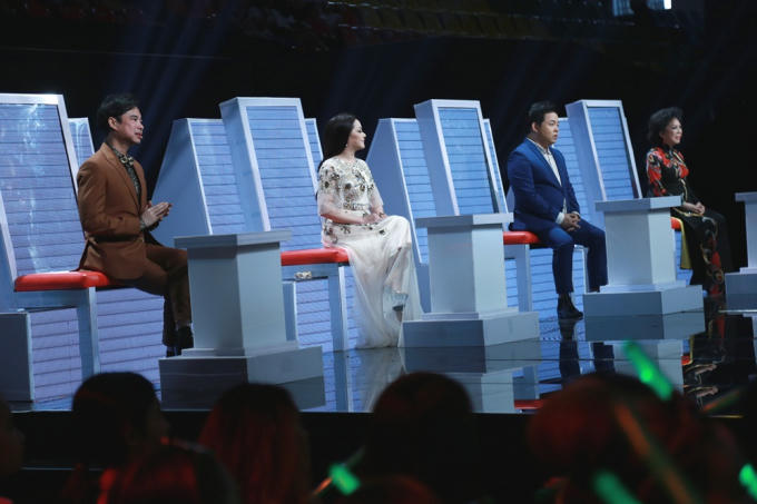 Quang Lê mượn học trò