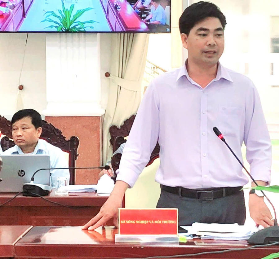 Ông Quách Văn Toàn - Phó Giám đốc Sở Nông nghiệp và Môi trường tỉnh Kiên Giang phát biểu tại buổi tiếp và đối thoại công dân