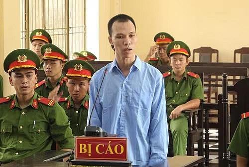 Bị cáo Đoàn Mai Khanh.