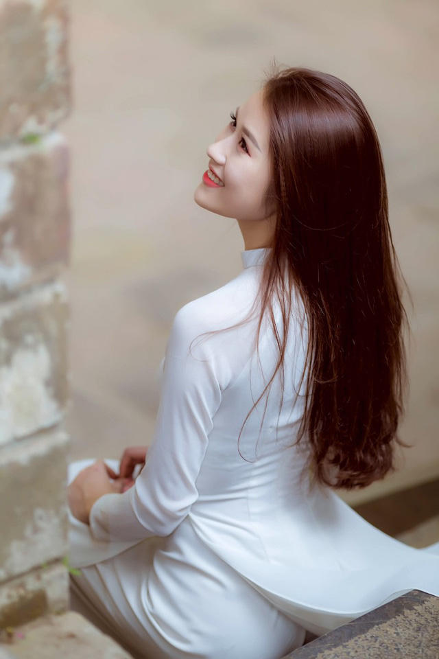 Bích tâm sự rằng cô đam mê kinh doanh nên chọn theo học ngành này dù biết rằng chặng đường phía trước sẽ có rất nhiều chông gai, thử thách. Cô thích đọc sách, đi thăm thú đây đó để có những trải nghiệm cho tuổi trẻ của mình.