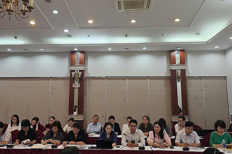 Một buổi toạ đàm Luật phổ biến giáo dục pháp luật.