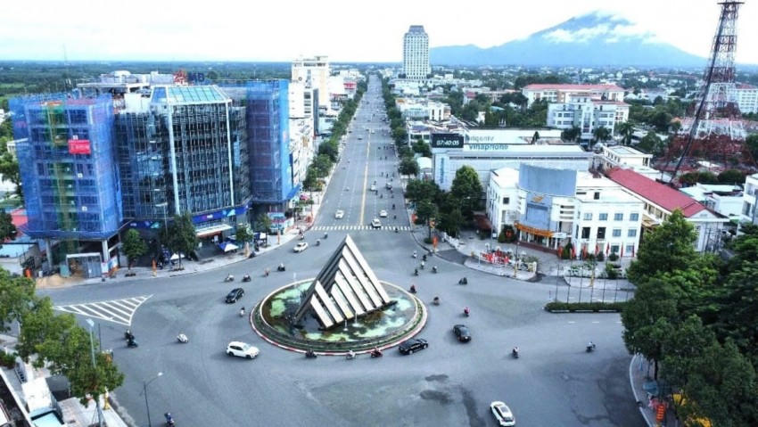 Các doanh nghiệp FDI liên tục mở rộng quy mô sản xuất, đóng góp lớn vào ngân sách địa phương.