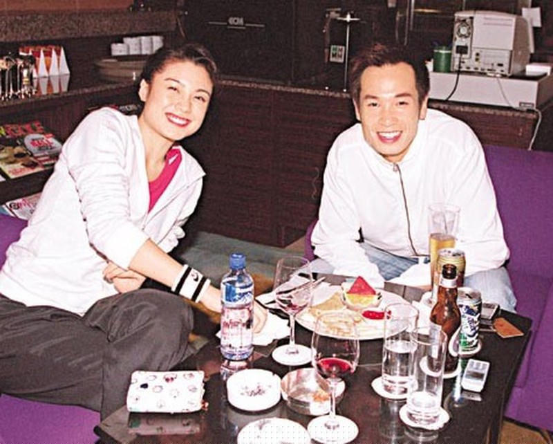 Có nhiều bạn trai nhưng đến cuối đời Liêu Bích Nhi vẫn cô đơn lẻ bóng. 