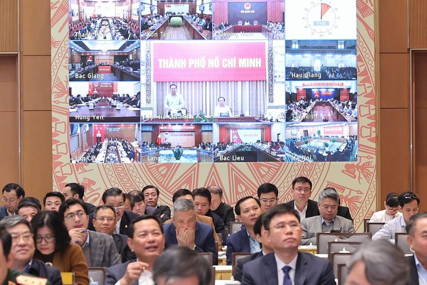 Thủ tướng chỉ rõ 10 nhiệm vụ, giải pháp trọng tâm thúc đấy tăng trưởng bứt phá