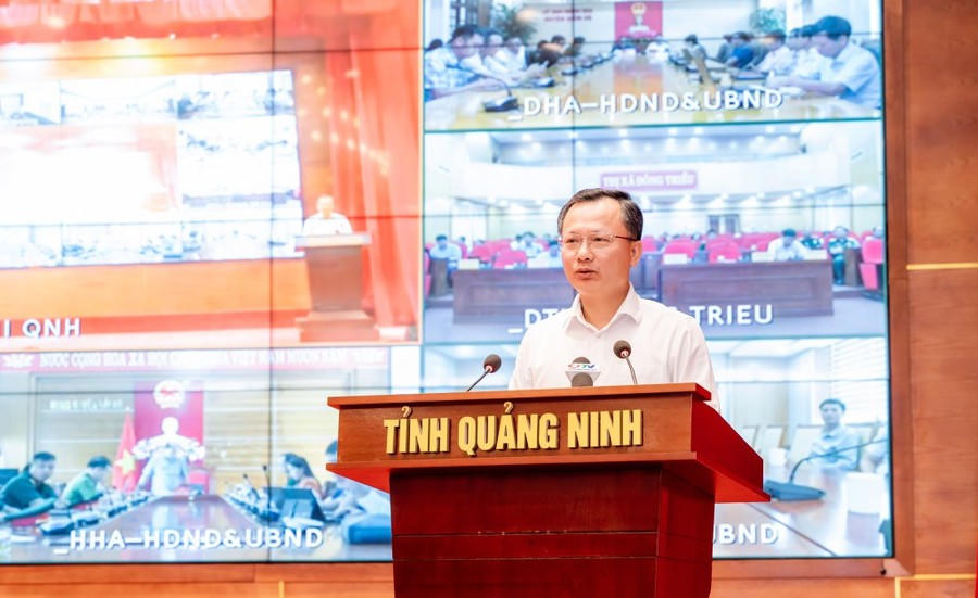 Ông Cao Tường Huy, Phó Bí thư Tỉnh ủy, Chủ tịch UBND tỉnh Quảng Ninh phát biểu tại hội nghị