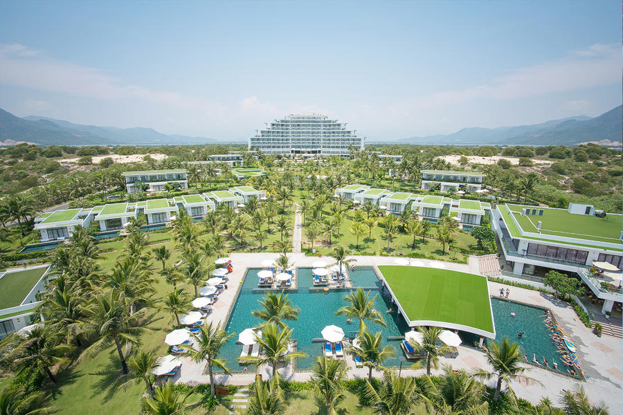 Cam Ranh Riviera Beach Resort &amp;amp; Spa - địa điểm lý tưởng cho tuần trăng mật lãng mạn.