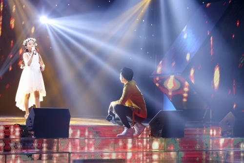 Giọng hát Việt nhí 2016: Duy Linh hát hit