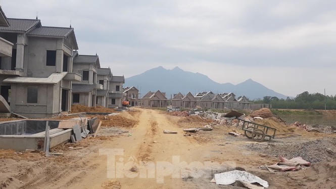 Bên trong dự án Vườn Vua hơn 1.400 tỷ vướng hàng loạt sai phạm ở Phú Thọ - ảnh 3