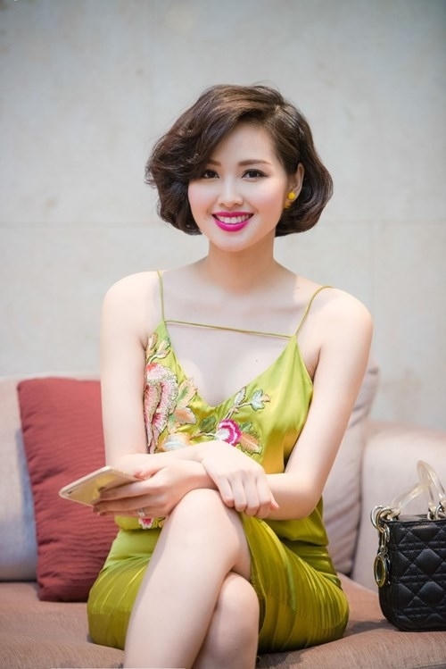 Nhan sắc ngày càng rực rỡ của Tâm Tít sau khi sinh con đầu lòng. Ảnh: internet.