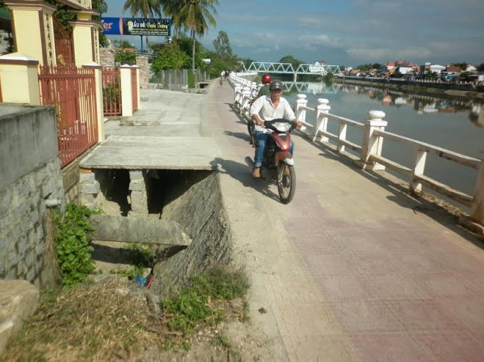 "Con mương nguy hiểm" tại thị xã Ninh Hòa.