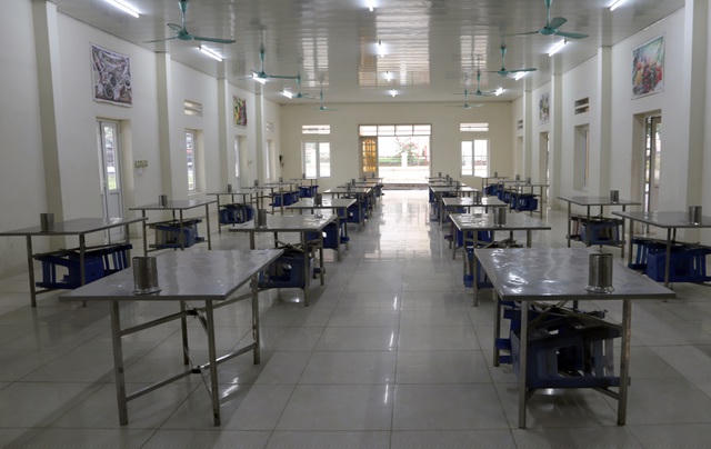 Khung nhà ăn của Trung đoàn 59 được chuẩn bị sẵn sàng.