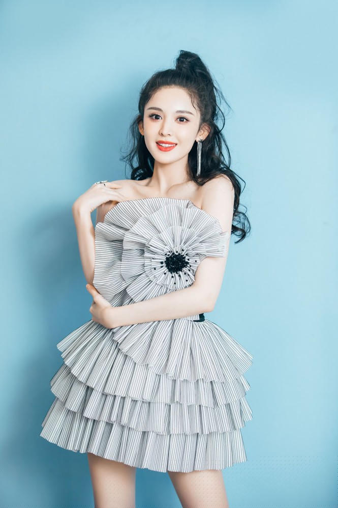 Say đắm nhan sắc 'gây thương nhớ' của người đẹp Tân Cương - ảnh 14