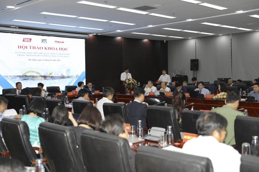 Báo Pháp luật Việt Nam, Tạp chí Pháp luật và Phát triển và Cục Quản lý đấu thầu đồng tổ chức Hội thảo.
Hội thảo với kỳ vọng mở ra nhiều nút thắt trong thi hành lĩnh vực đầu tư xây dựng từ Luật Đấu thầu 2023.
Hội thảo với kỳ vọng mở ra nhiều nút thắt trong thi hành lĩnh vực đầu tư xây dựng từ Luật Đấu thầu 2023.
Hội thảo với kỳ vọng mở ra nhiều nút thắt trong thi hành lĩnh vực đầu tư xây dựng từ Luật Đấu thầu 2023.